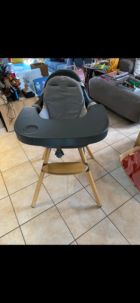 Kinderstoel Childwood, Kinderen en Baby's, Ophalen, Gebruikt, Meegroeistoel, Gordel(s)