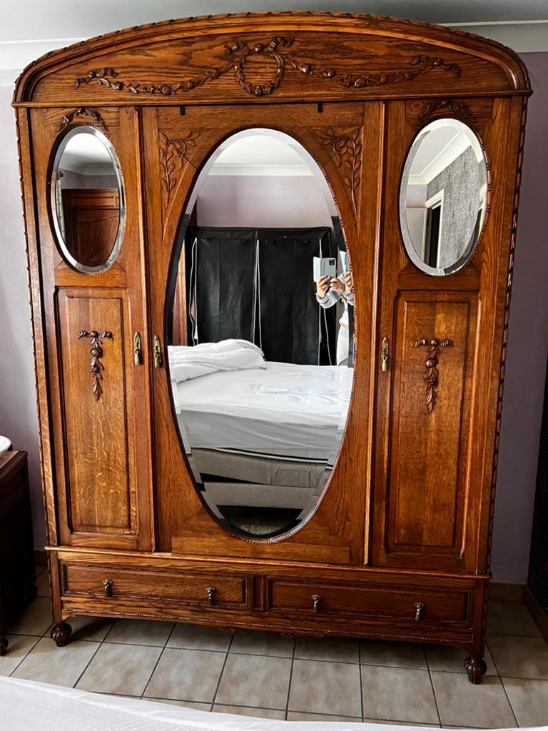 Kleerkast,commode en 2 nachtkastjes, Gebruikt, 100 tot 150 cm, 200 cm of meer, Eikenhout