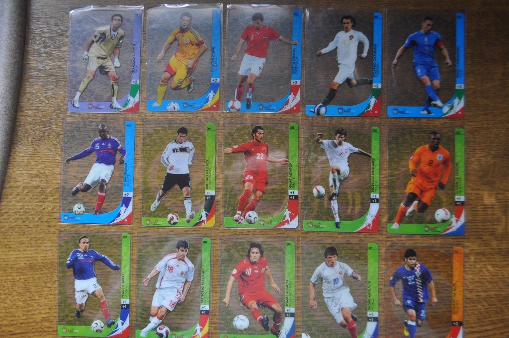 PANINI COMPLETE SET OF 25 EURO 2008 ULTRA CARDS, Ophalen of Verzenden, Zo goed als nieuw, Meerdere plaatjes