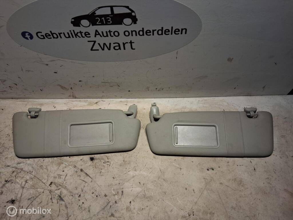 Zonneklep set  Audi A3 8P 2.0 TDI  ('03-'12) 8P0857551, Auto-onderdelen, Audi, Gebruikt, Audi, Ophalen of Verzenden