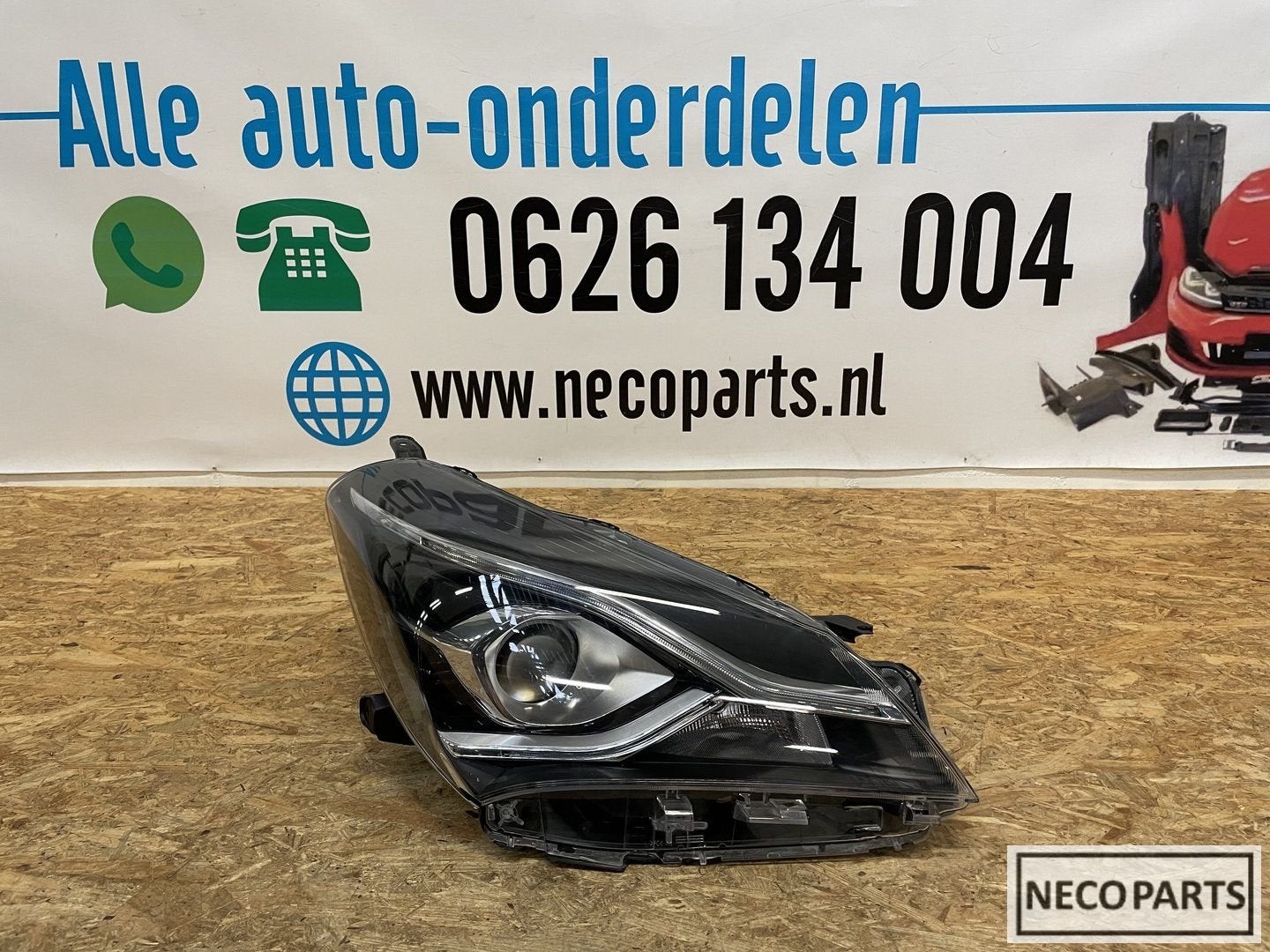 TOYOTA YARIS 3 FACELIFT LED KOPLAMP RECHTS ORIGINEEL, Autos : Pièces & Accessoires, -, Toyota, Utilisé, -