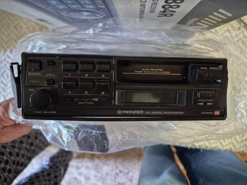 Autoradio avec cassette Pioneer KE2030B, Enlèvement, Utilisé