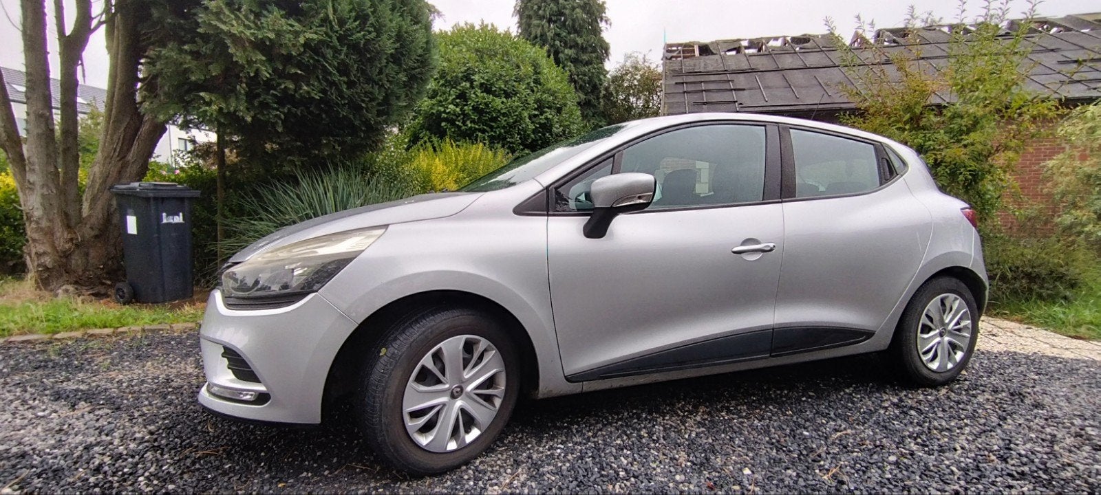 Renault Clio 4 mod 2017 benzine Euro 6  79000 km, Auto's, Euro 6, Particulier, Te koop, Benzine