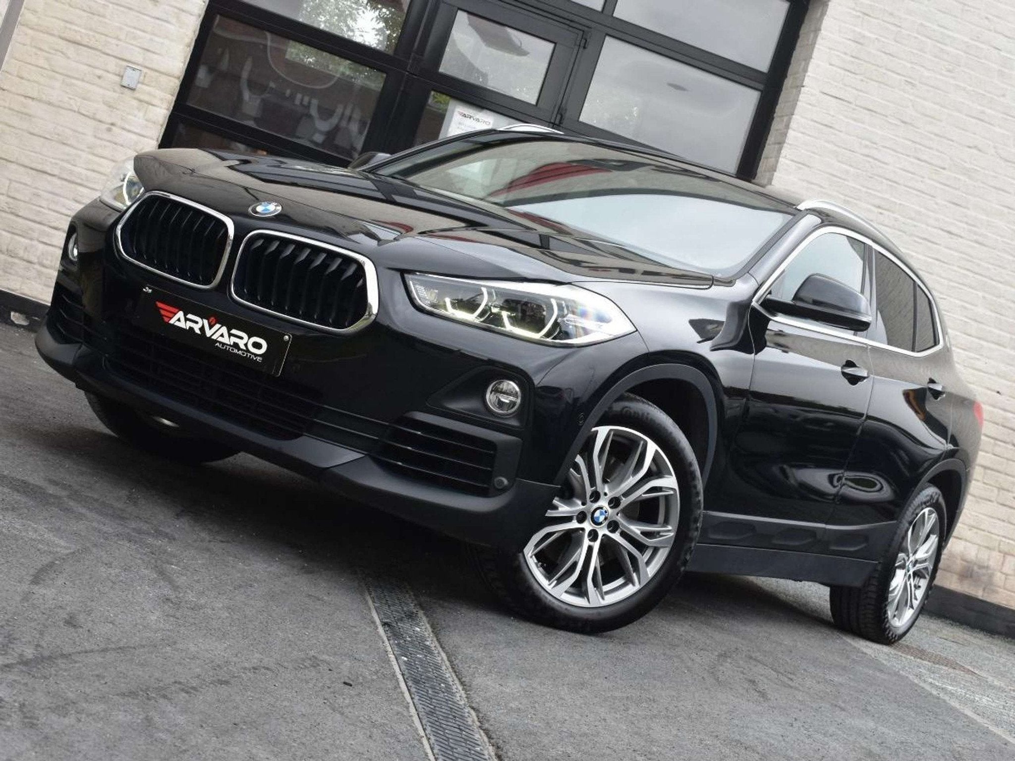 BMW X2 2.0iAS sDrive20 HUD / H&K / Trekhaak / Cruise / Camer, Auto's, Automaat, 1998 cc, 4 cilinders, Zwart