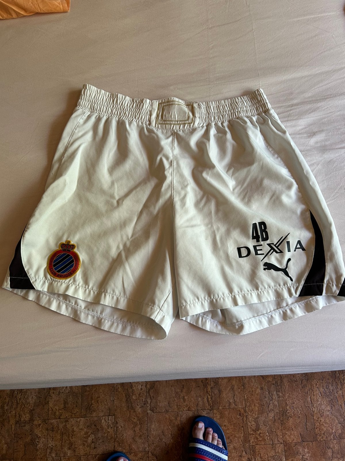 Short club brugge, Ophalen