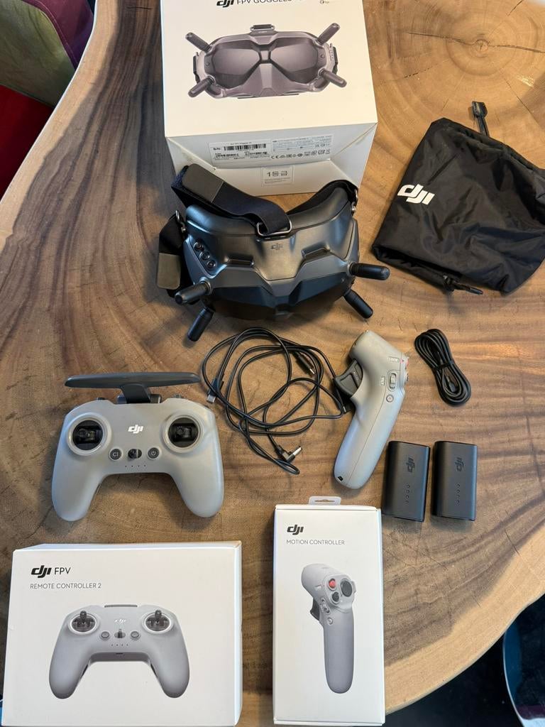 Lunettes et télécommande DJI, TV, Hi-fi & Vidéo, Drones, Enlèvement, Comme neuf, DJI