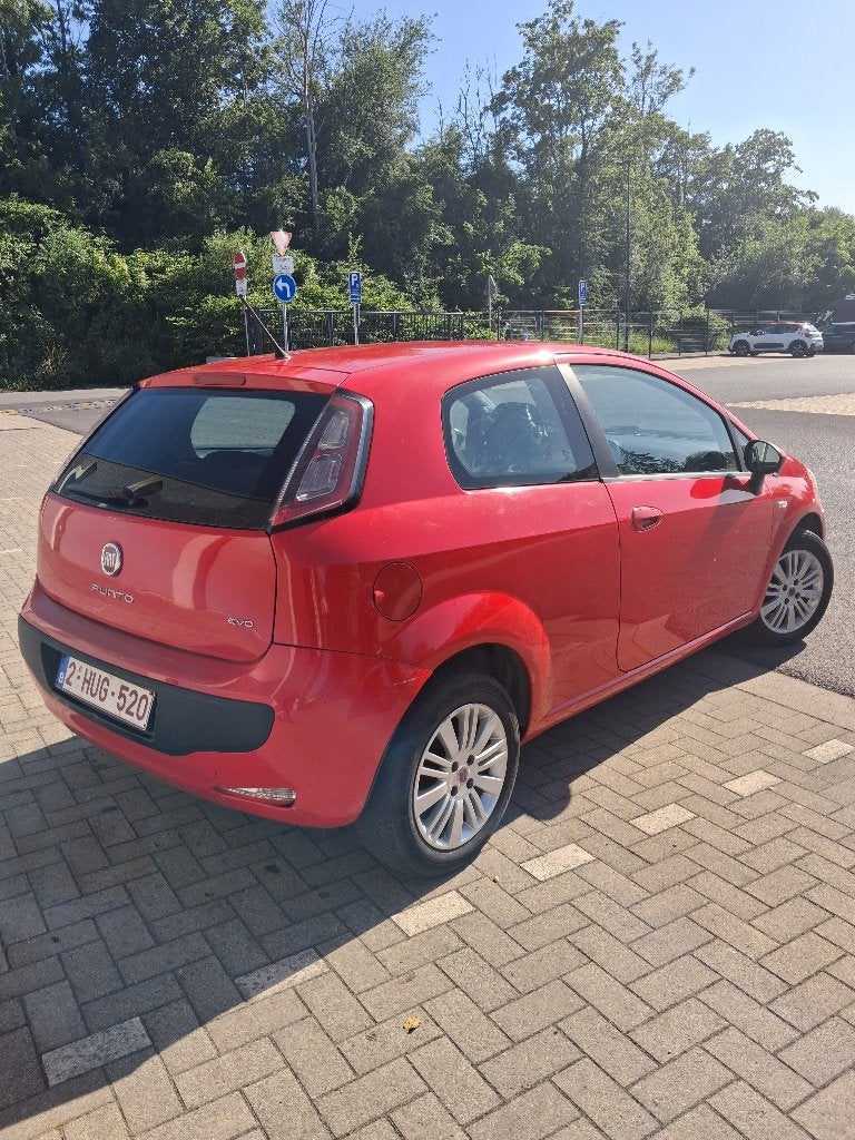 Fiat ponto evo avec airco  prête à immatriculer, Rouge, Achat, Entreprise, Boîte manuelle