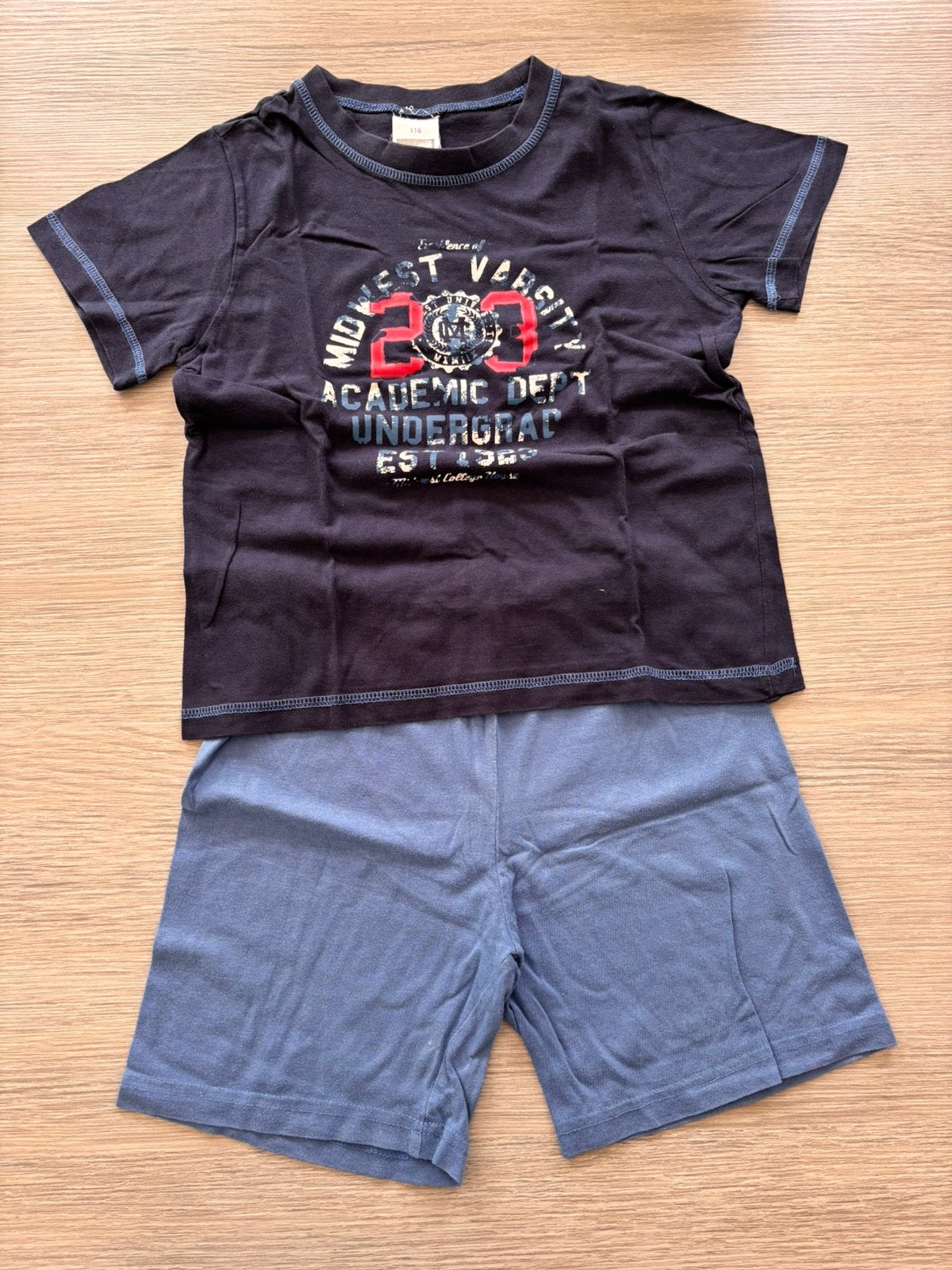 Pyjamas/pyjamas courts - taille 116, Garçon, Enlèvement ou Envoi, Comme neuf, Vêtements de nuit ou Sous-vêtements
