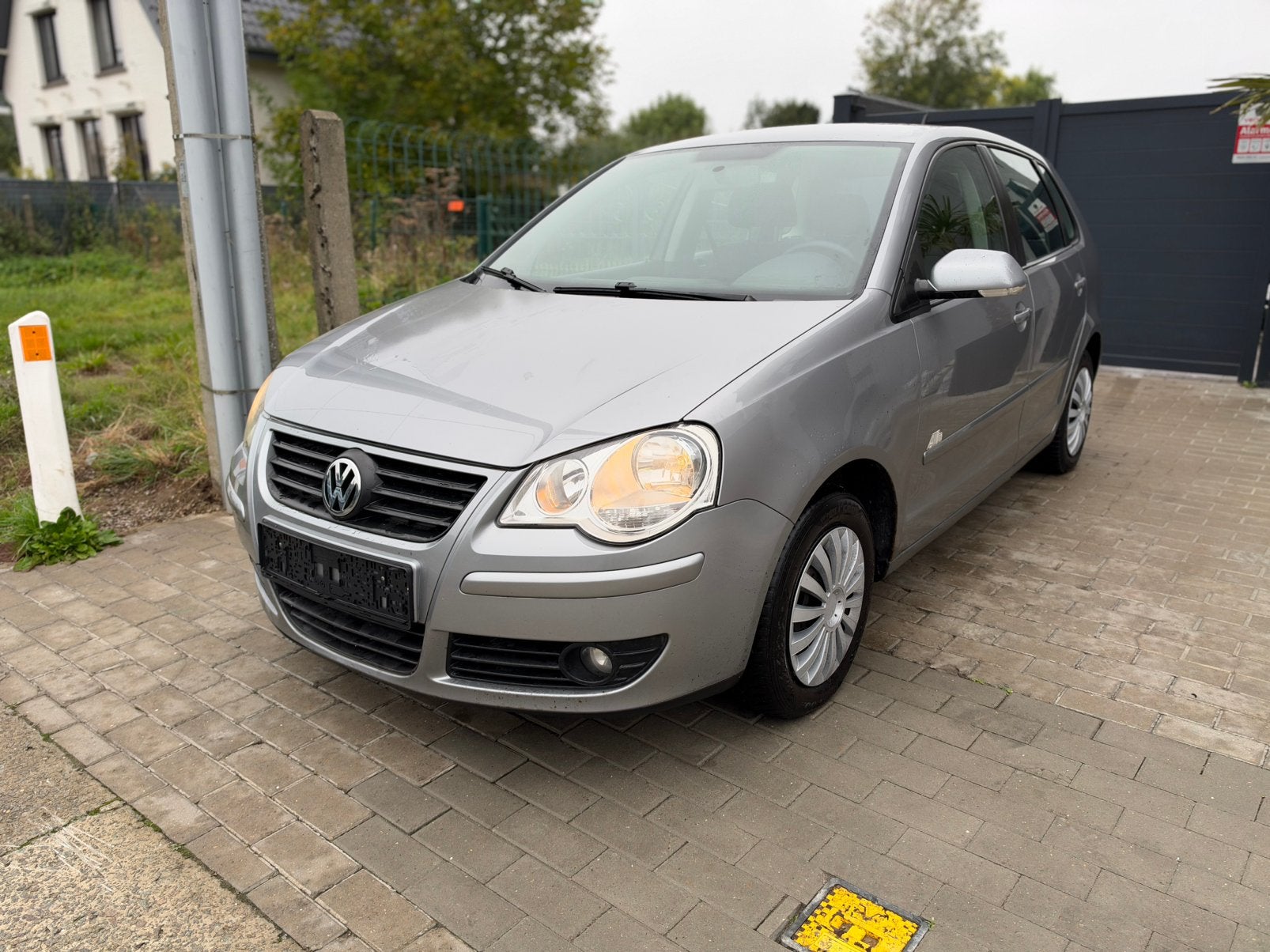 Polo 1.2 Essence carnet d’entretien prete à immatriculé, Auto's, Stof, 5 deurs, Particulier, Euro 4