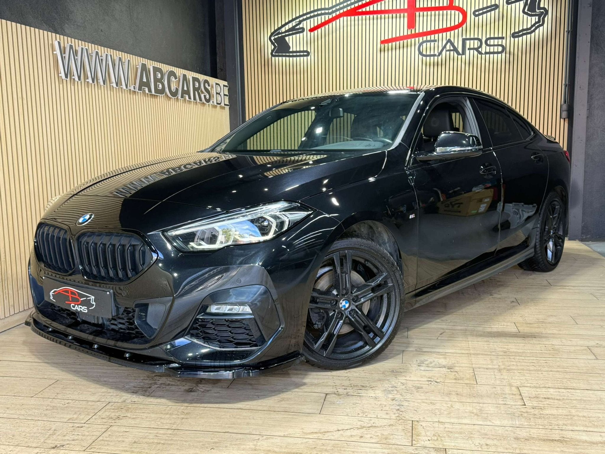 BMW 2 Serie 216 DA * Gran Coupé * PACK M PERFORMANCE * 1ER, Autos : Divers, 1496 cm³, Automatique, BMW, Noir