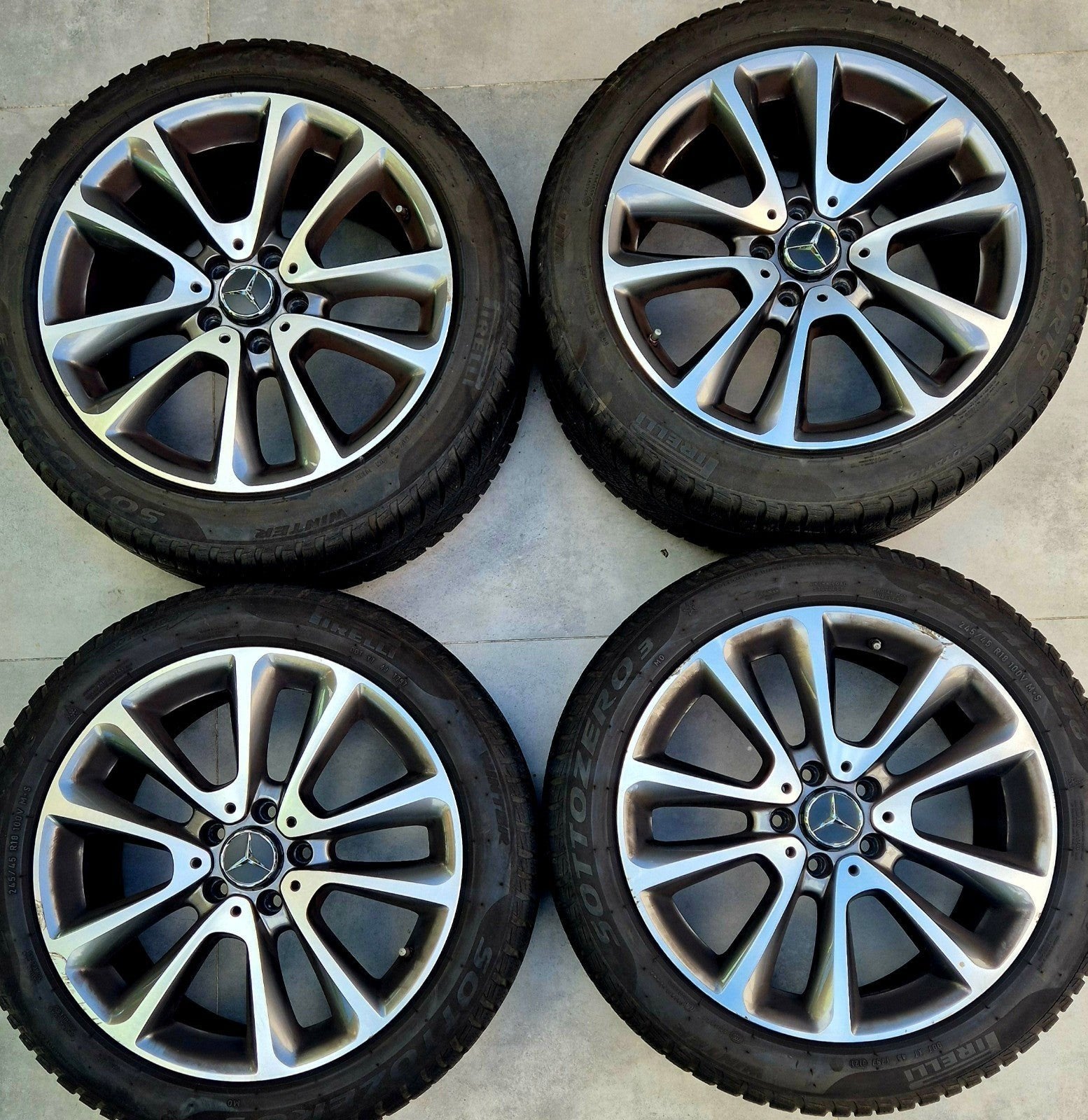 ORIGINEEL MERCEDES 18 INCH BREEDSET VELGEN MET GOEIE BANDEN, Ophalen, 18 inch, Banden en Velgen