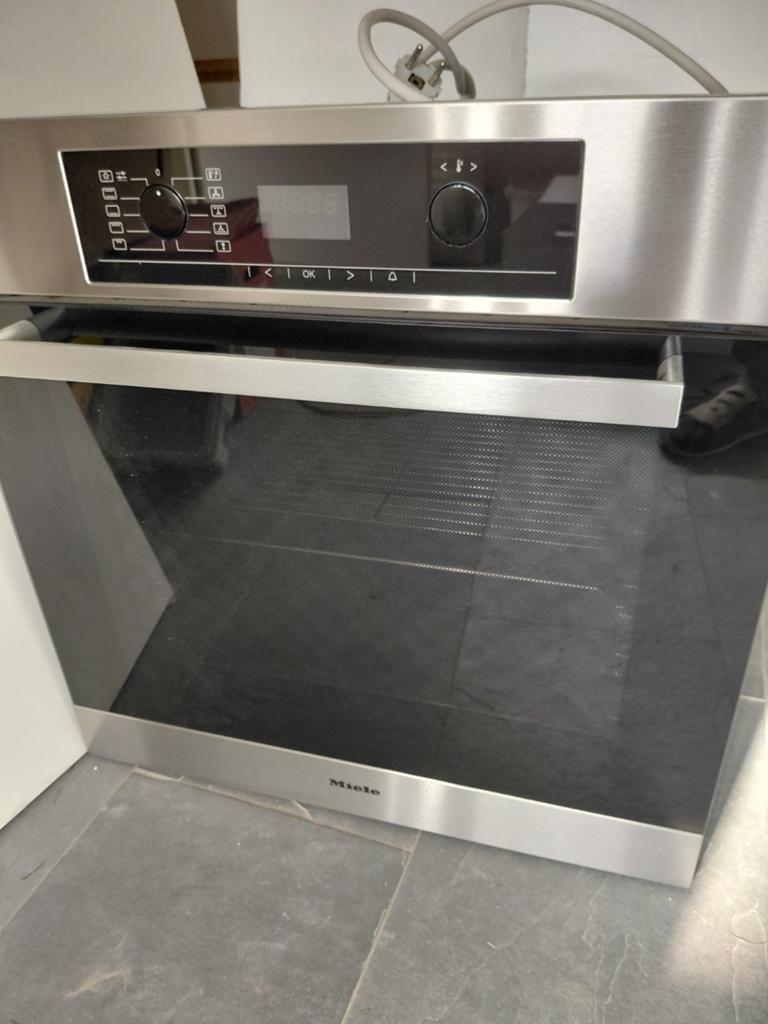 Miele oven met telescopische rails, Electroménager, Fours, Enlèvement, Miele, Four