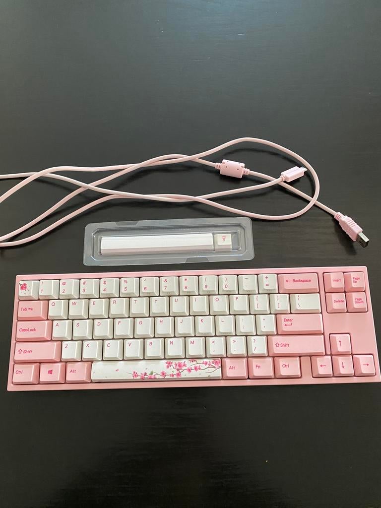 Ducky x Varmilo miya pro sakura, Computers en Software, Ophalen of Verzenden, Qwerty, Gebruikt, Bedraad