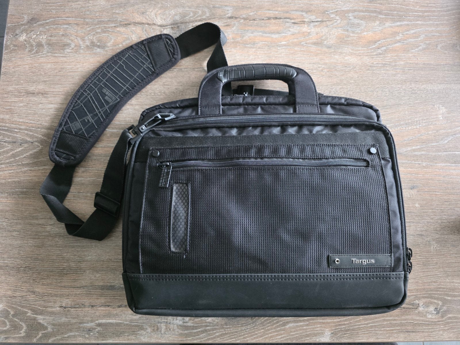 Targus laptoptas, Computers en Software, Laptoptassen, Ophalen, Targus