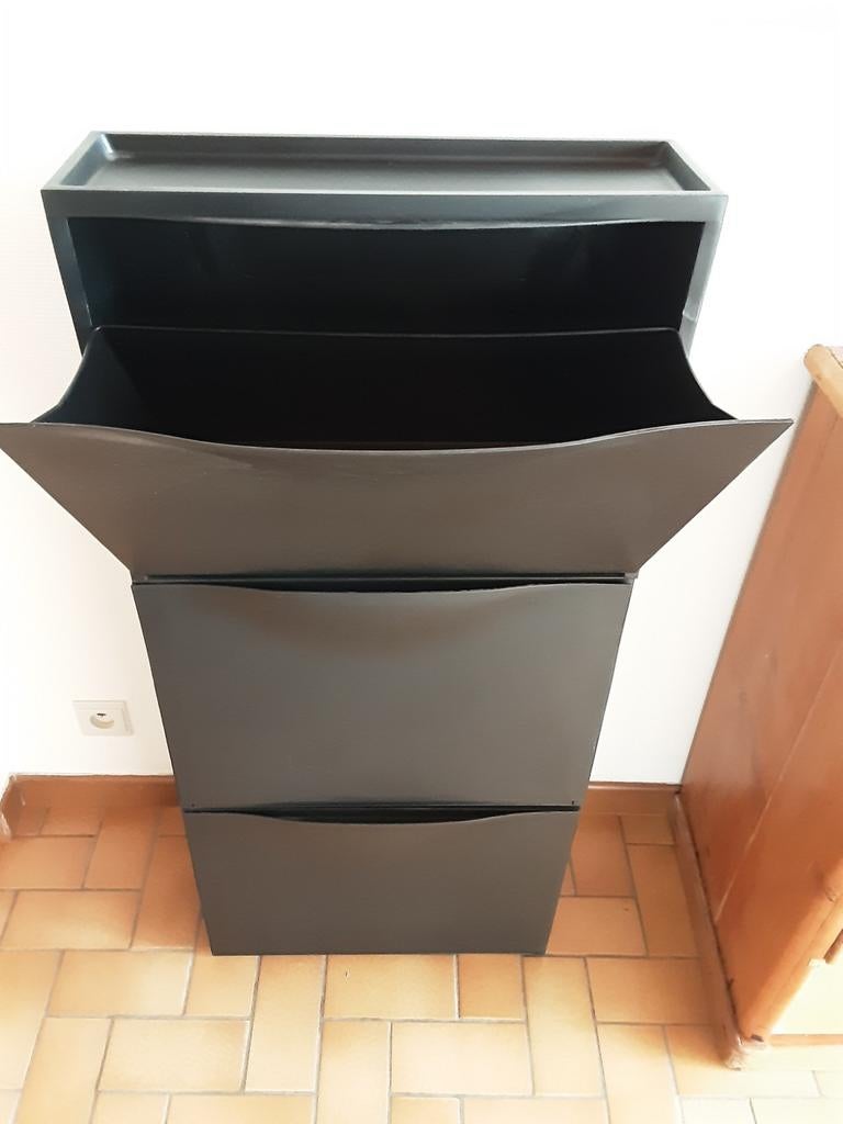 Schoen opbergkast, Ophalen