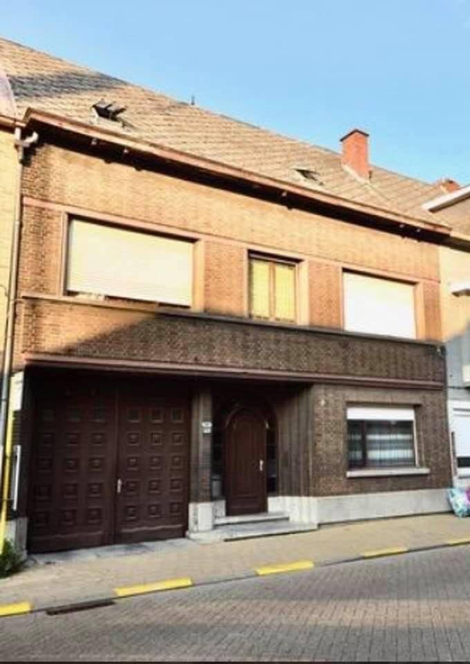 Te koop grotewoning met veel mogelijkheden