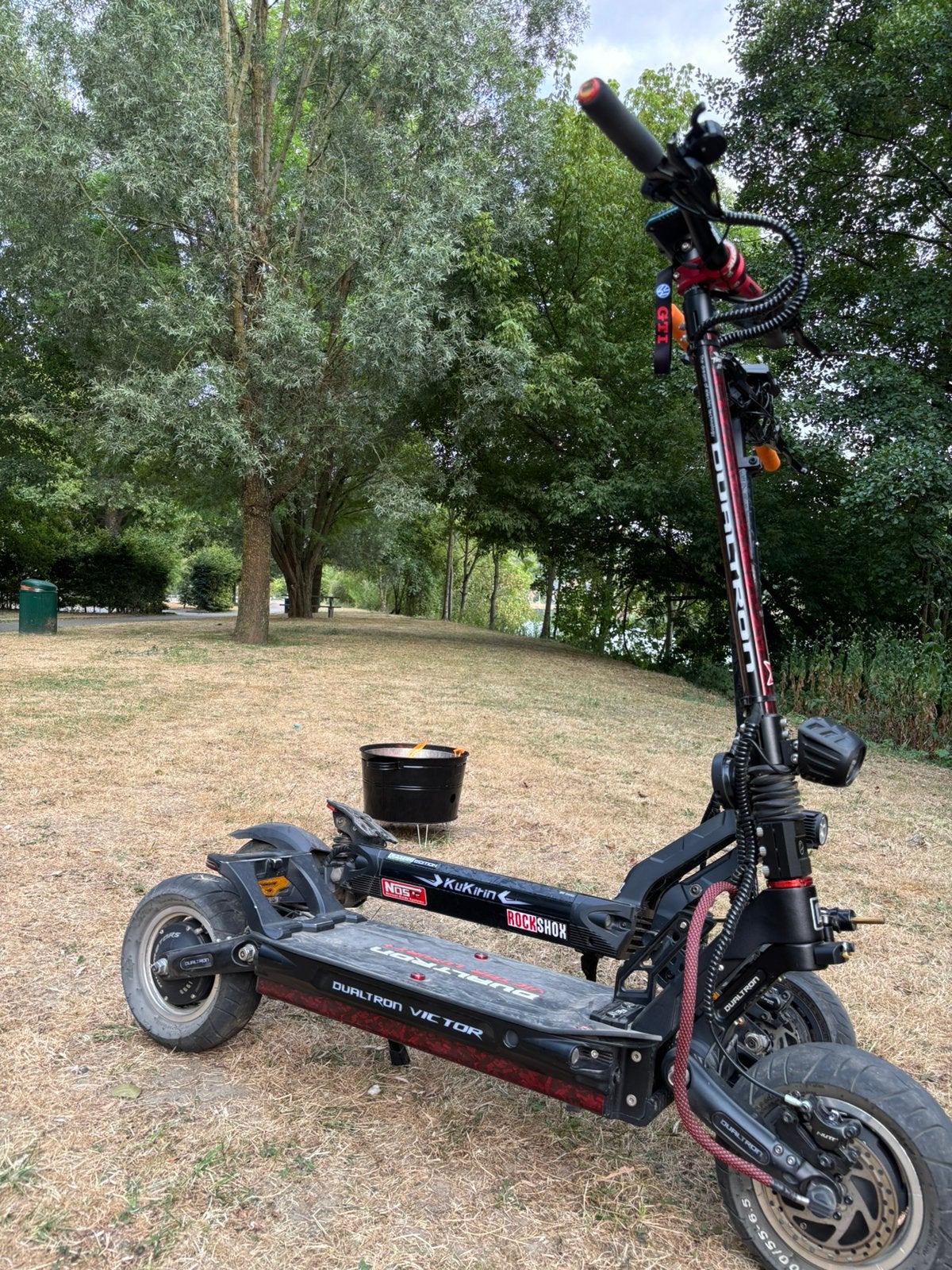 Dualtron Victor Luxury + et Kukirin g2 master, Enlèvement, Comme neuf