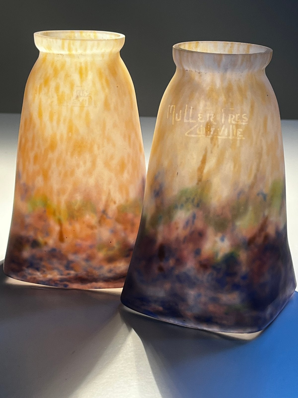 2x Art Deco glaspasta lampkap tulpen Muller Frères Lunéville, Antiek en Kunst, Antiek | Verlichting, Ophalen of Verzenden