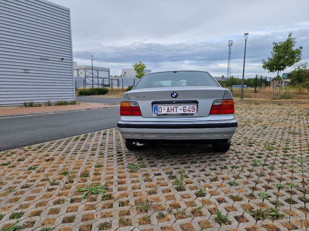 BMW 318 TDS 1996 Oldtimer Klaar voor licentie, foto 9