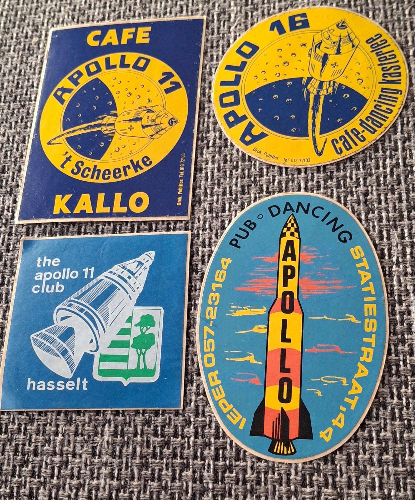 Lot de stickers dansant Apollo 11 16 Kallo Ypres Hasselt, Collections, Enlèvement ou Envoi, Comme neuf, Société ou Association
