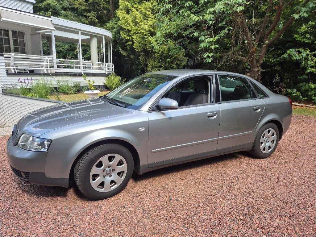 Audi A4, Autos, Argent ou Gris, 149 g/km, Boîte manuelle, A4