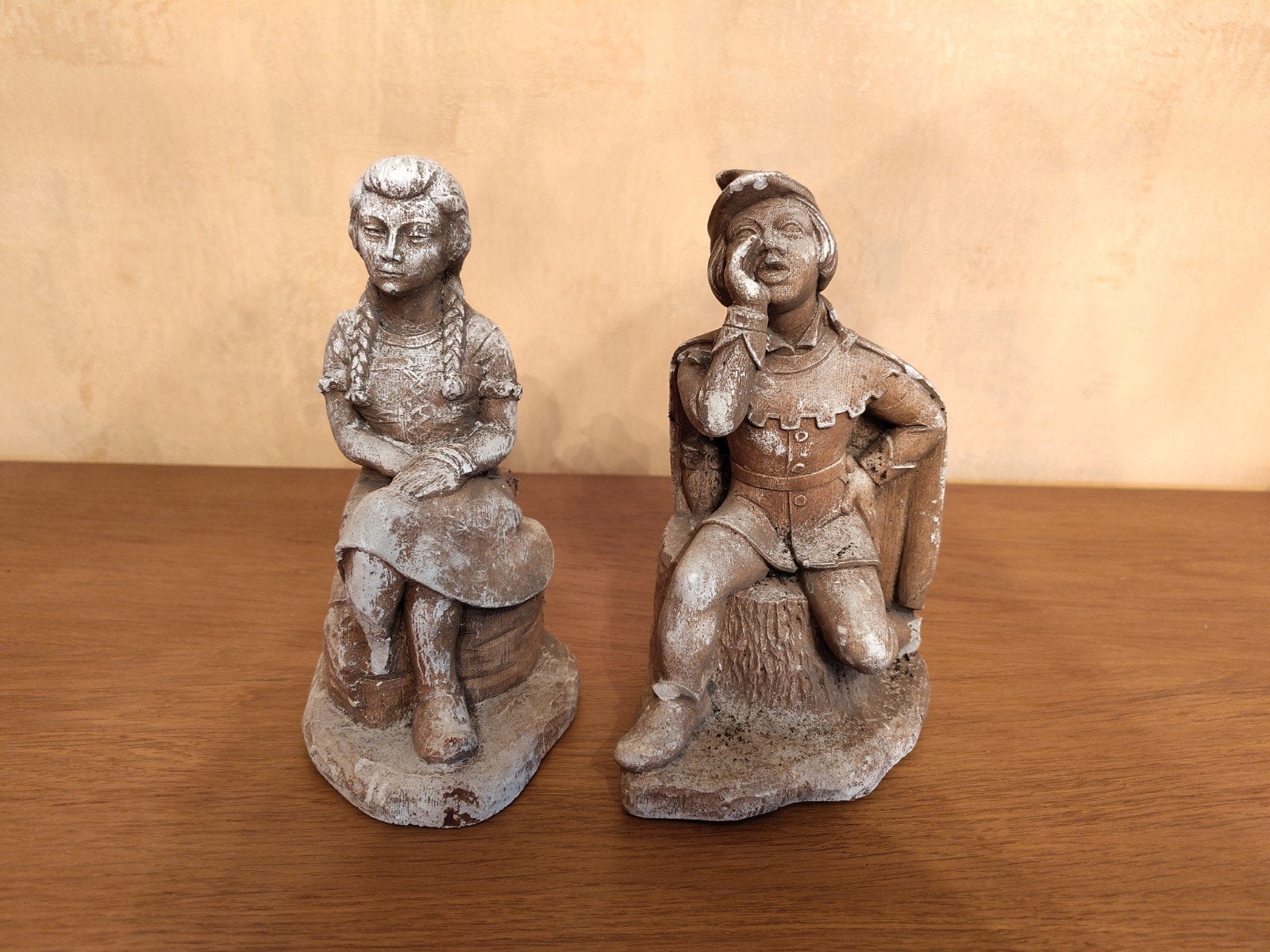 Couple en plâtre, Antiquités & Art, Antiquités | Céramique & Poterie, Enlèvement