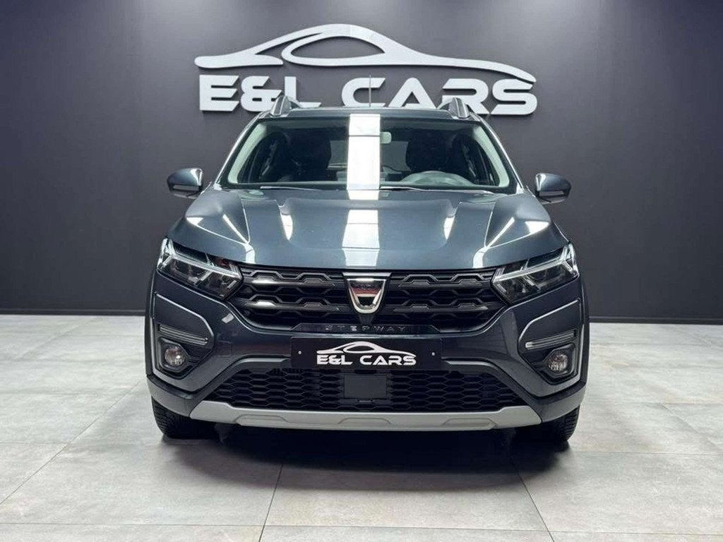 Dacia Sandero Sandero Stepway 1.0 TCe Stepway *12 mois de ga, Autos, Dacia, Argent ou Gris, Achat, Euro 6, Entreprise