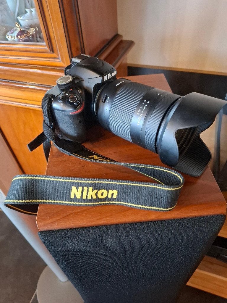 Nikon D3200 + Tamron 18-400 MM, TV, Hi-fi & Vidéo, Enlèvement ou Envoi, Batterie, Comme neuf, 24 mégapixels