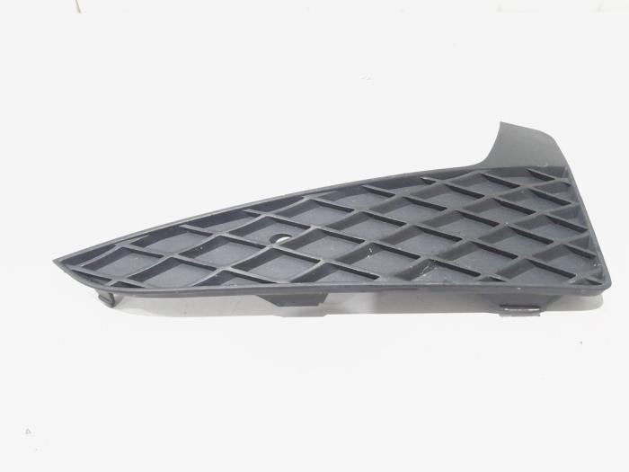 Pare-chocs grille d'un Seat Ibiza, -, 3 mois de garantie, Utilisé, -