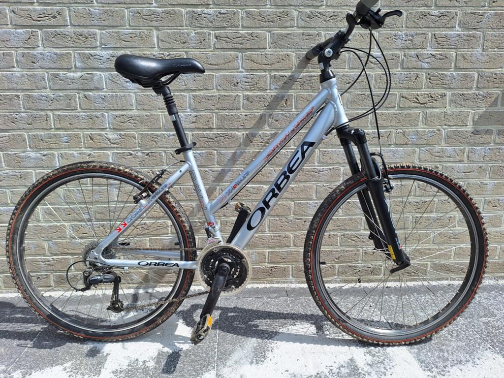 VTT Orbea Ravel 26 Luxe dame taille M avec suspension avant, Enlèvement