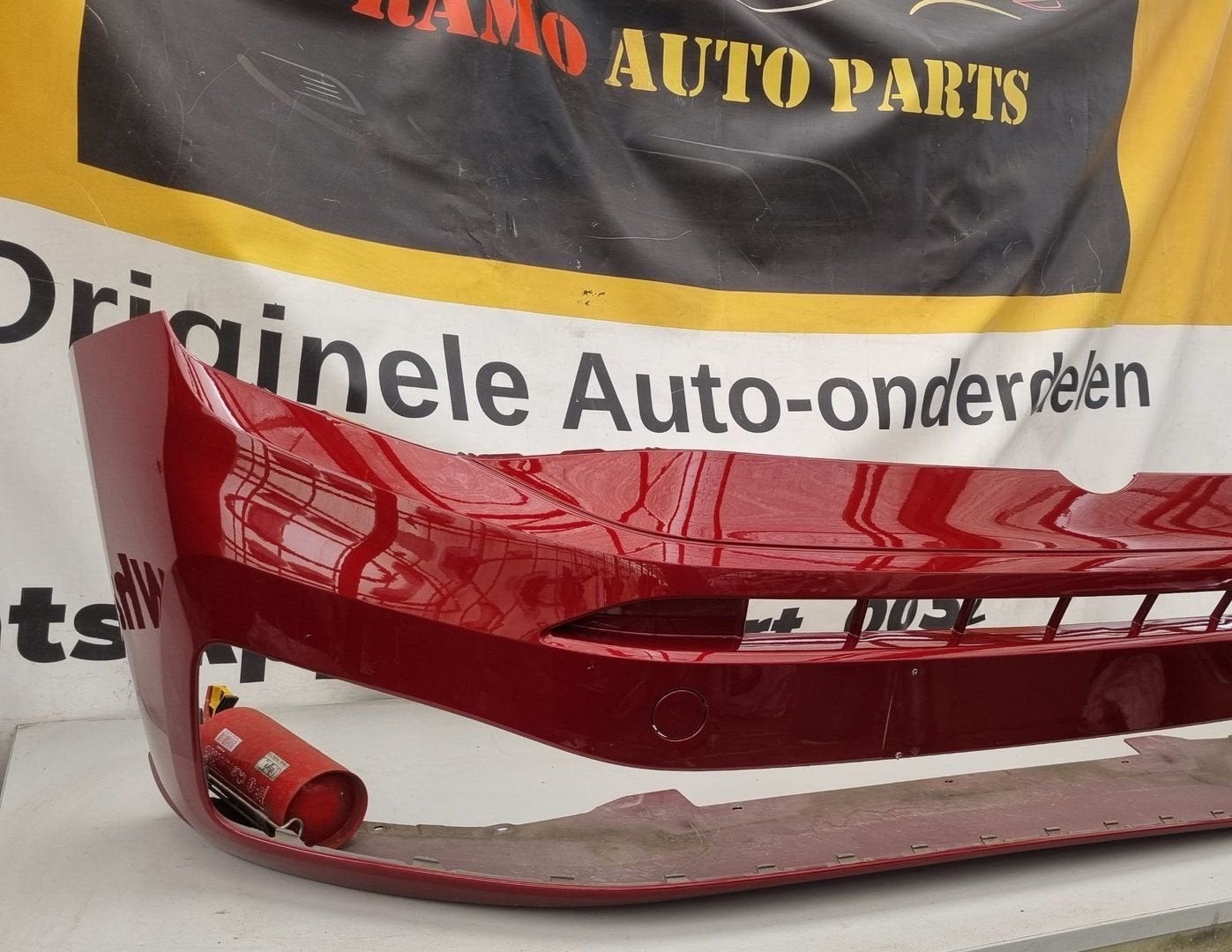 VX CADDY 2K7 VOORBUMPER LW5M 2K7807221A, Gebruikt, -, -, Ophalen of Verzenden