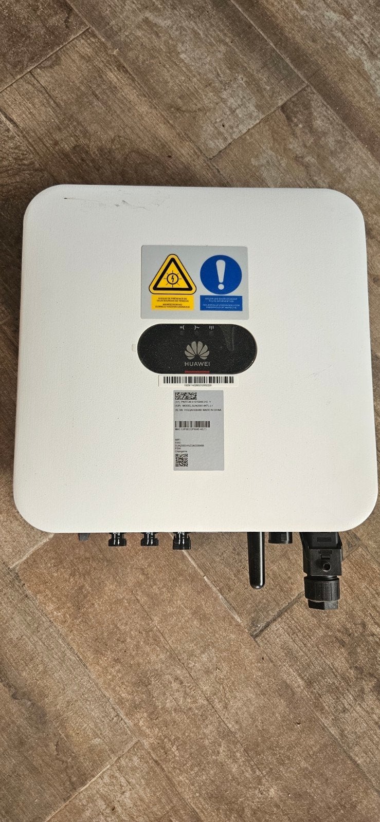 Onduleur HUAWEI SUN2000-4KTL-L1 / 4400W, Bricolage & Construction, Enlèvement, Comme neuf, Autres types, 200 watts-crêtes ou plus