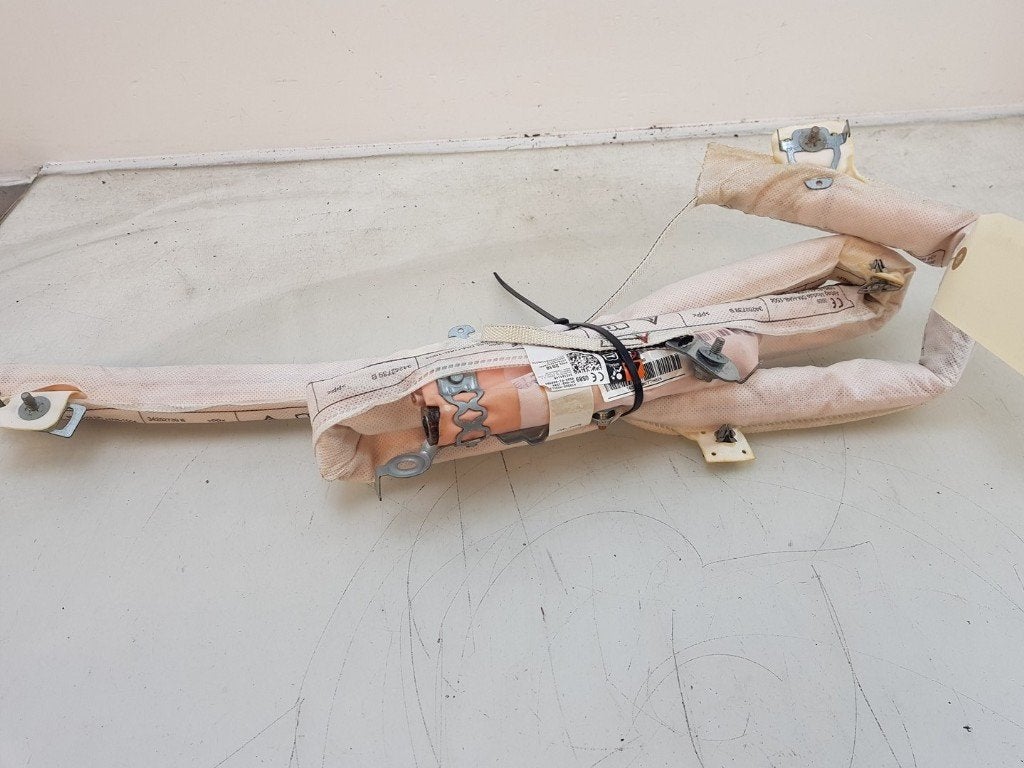AIRBAG DAK LINKS Crossland (X) (|3647450|03552018|3552018|), Gebruikt, Postoffice@zf.com, Löwentaler Straße 20
88046  Friedrichshafen, DE