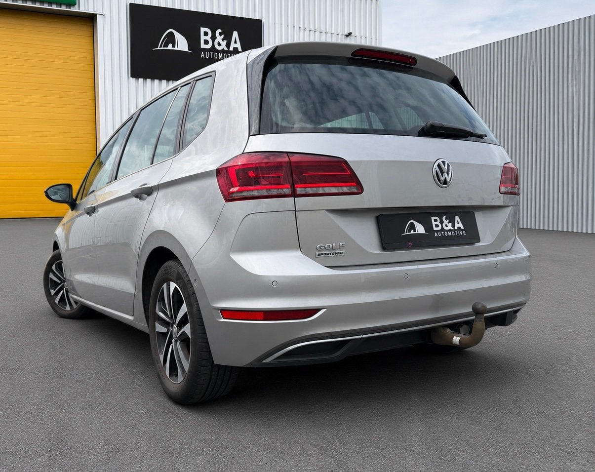 Volkswagen golf sportsvan 1.5 Tsi IQ drive 1j garantie, Auto's, Volkswagen, 1498 cc, 4 cilinders, 0 kg, Beige