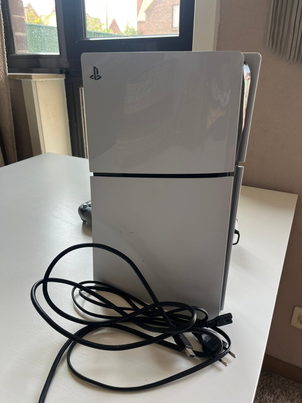 Playstation 5 slim, Caravanes & Camping, Glacières, Enlèvement, Utilisé