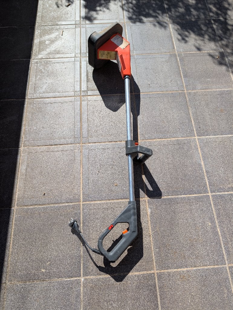 Débroussailleuse Gardena, Jardin & Terrasse, Débroussailleuses, Enlèvement, Utilisé, 10 à 30 cm, Électrique