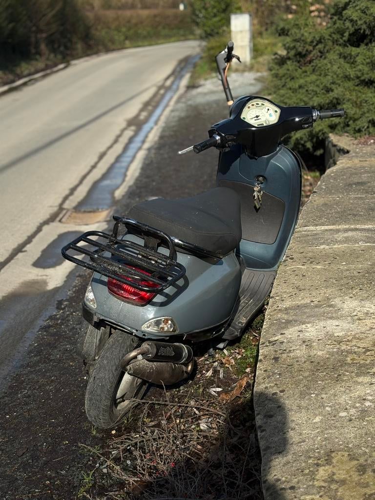 Vespa lx SLEEPER‼️, Ophalen, Zo goed als nieuw, Zip