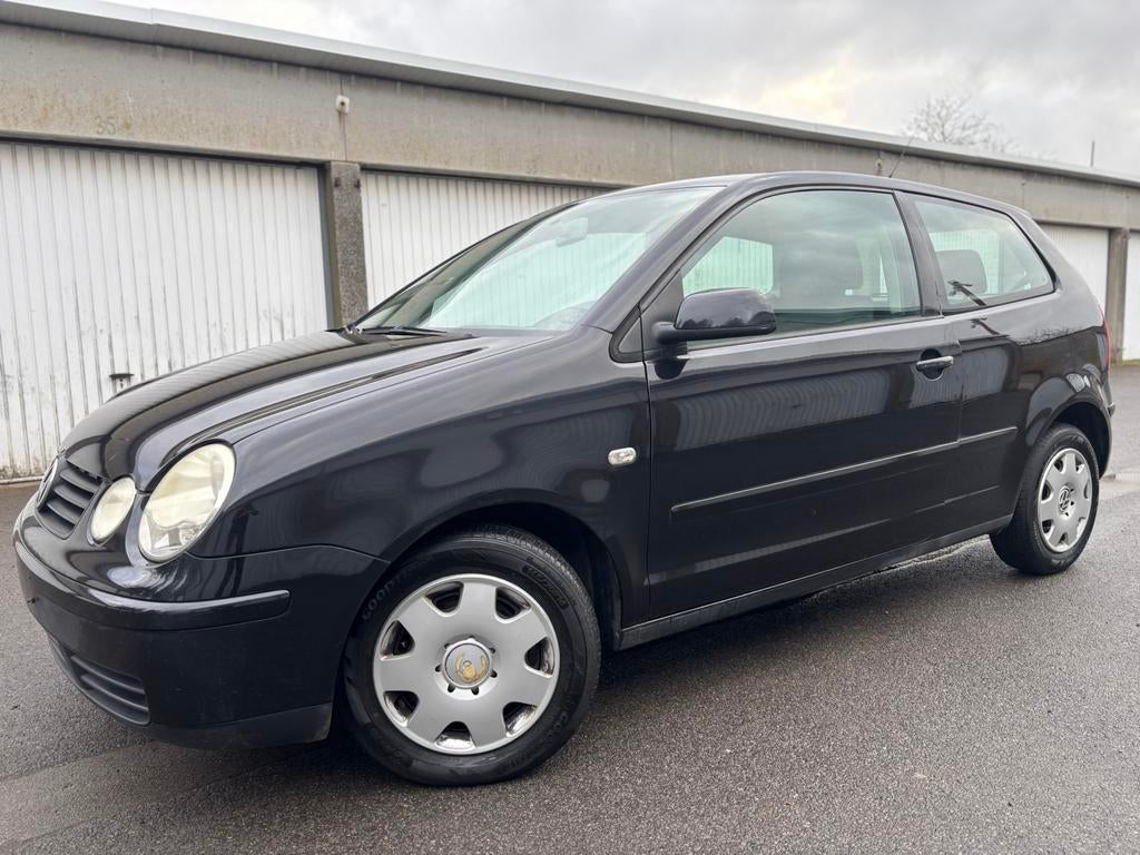 Volkswagen Polo - 1.2 Benzine - 219 000 Km - Gekeurd, Auto's, Stof, Zwart, Zwart, Handgeschakeld