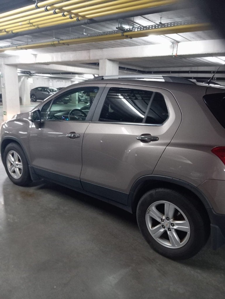 Chevrolet  trax beige, Auto's, Euro 5, Achterwielaandrijving, Beige, Leder en Stof