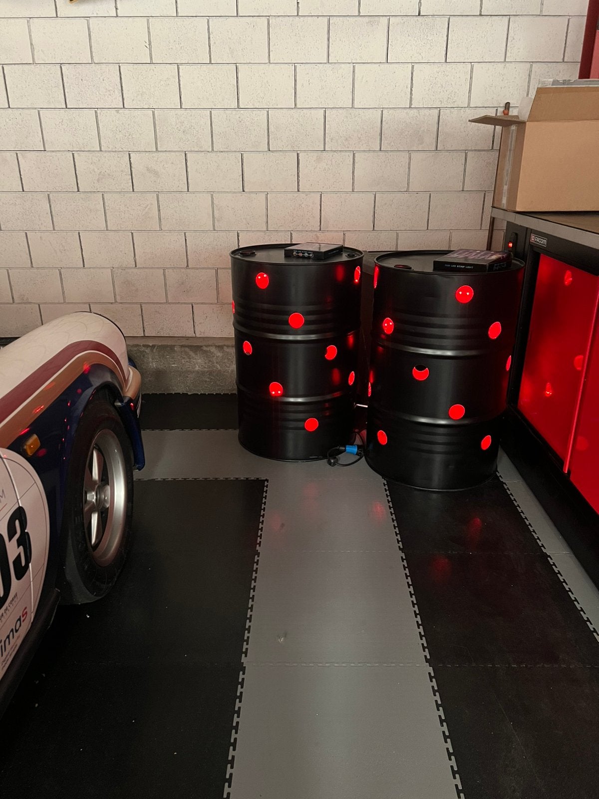 Lot de 2 Tables en tonneau decoration, Ophalen, Zo goed als nieuw