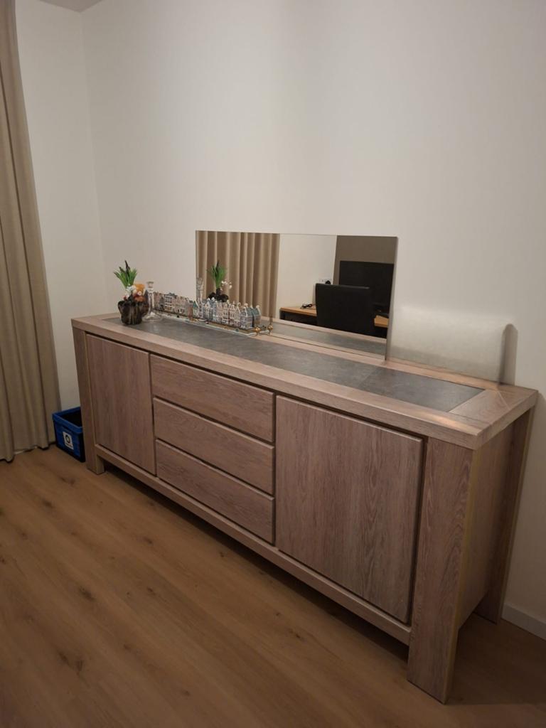 Kast lengte 2m25, Ophalen