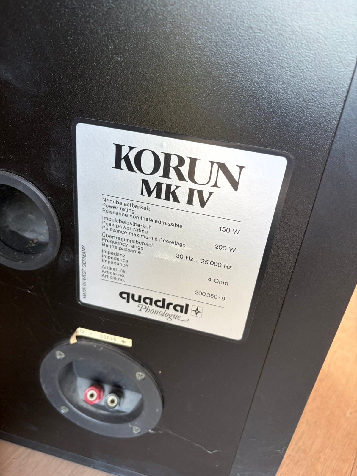 4 luidsprekers, Audio, Tv en Foto, Luidsprekerboxen, Ophalen, Zo goed als nieuw, Vloerstaande luidspreker
