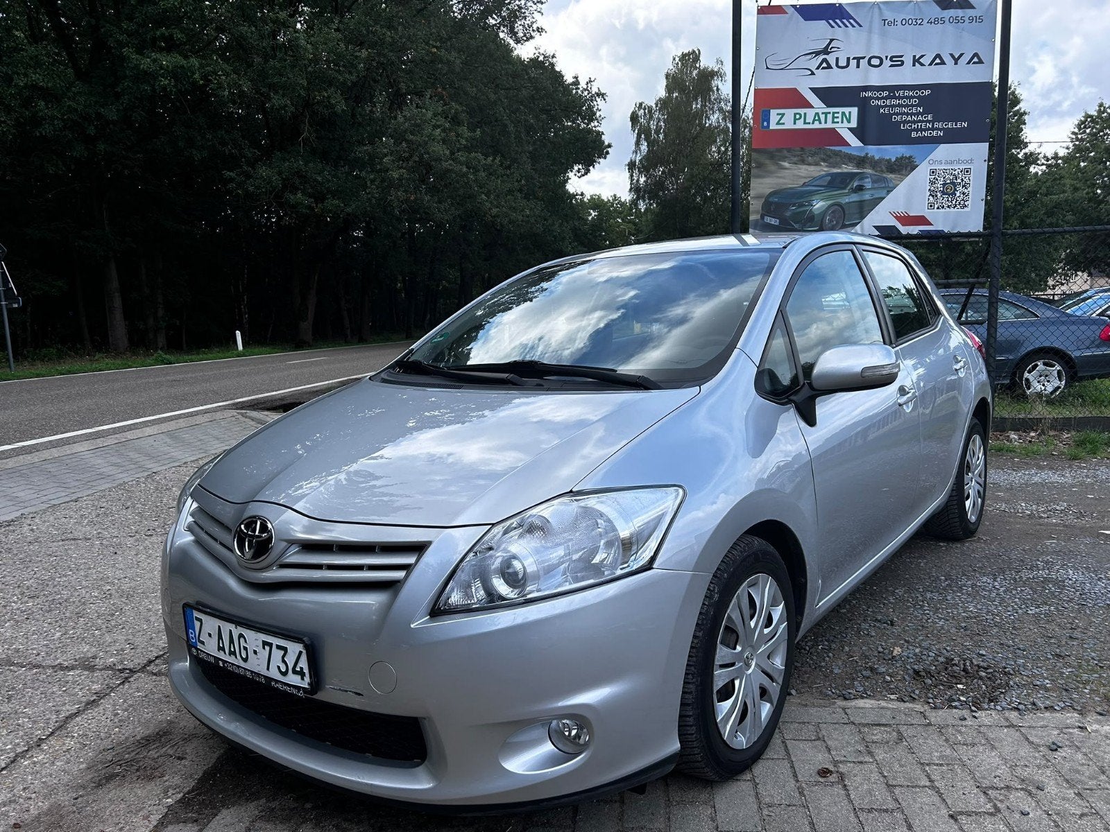 Toyota Auris automatique 1.6 essence 185 000 km d'ici le 4 a, Autos, 4 portes, Entreprise, Entretenue par le concessionnaire, Noir