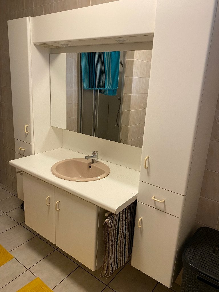Lavabo meubel gratis, Huis en Inrichting, Ophalen, Gebruikt, 150 tot 200 cm, 150 tot 200 cm
