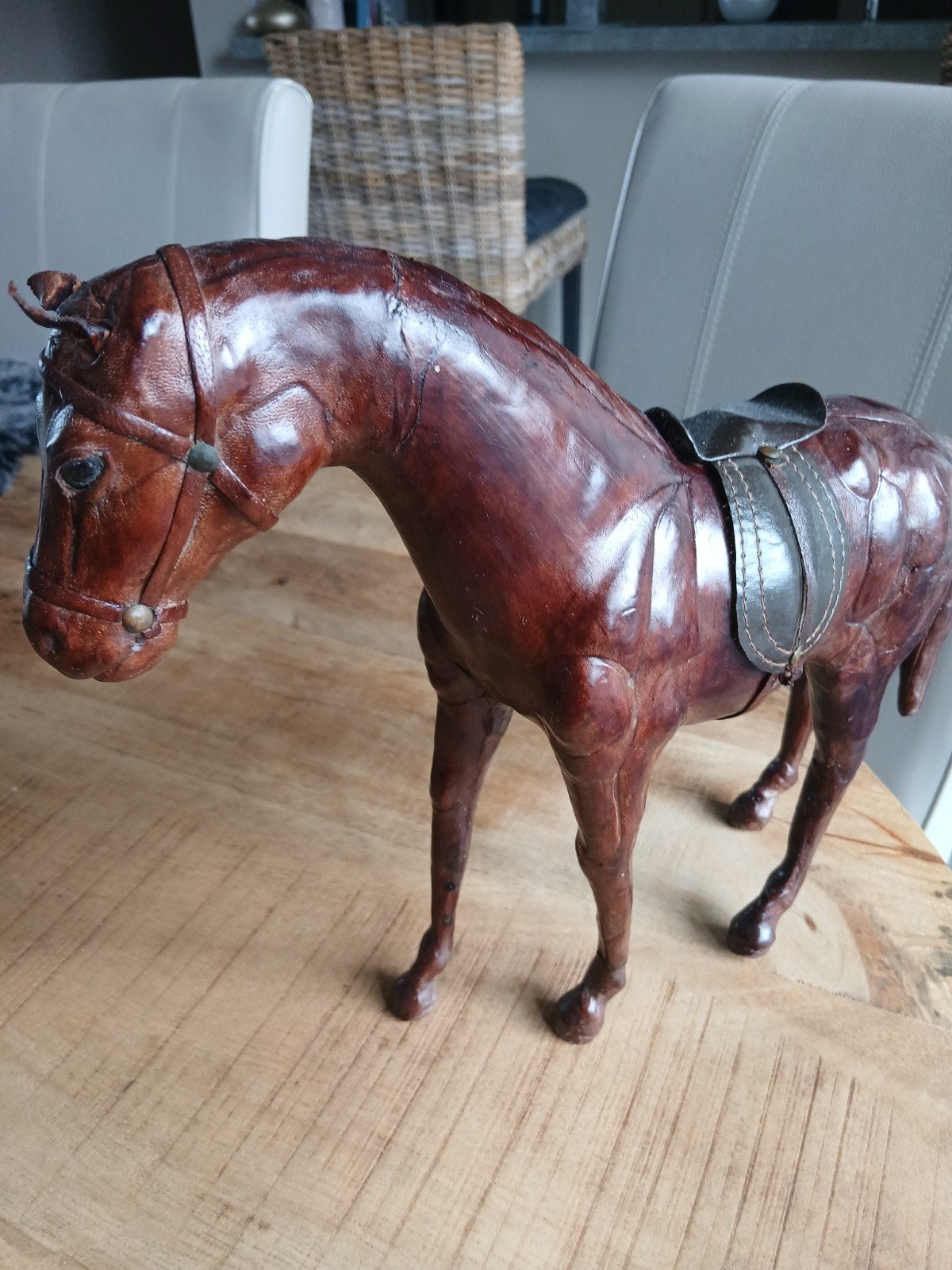 paard in leder, Collections, Collections Animaux, Enlèvement, Cheval