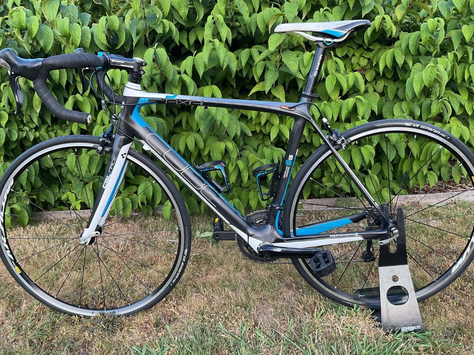 Vélo de route Carbon Ultegra Cube axial 55 pour femme, Vélos & Vélomoteurs, Vélos | Vélos de course, Frein sur jante, Femmes, Comme neuf
