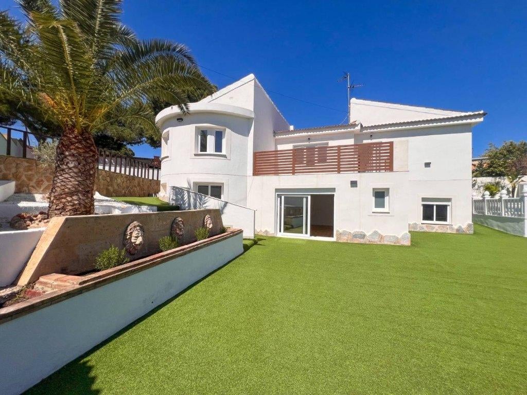 Villa individuelle avec résidence supplémentaire/Torrevieja, Immo, Étranger, Espagne, Maison d'habitation, Autres