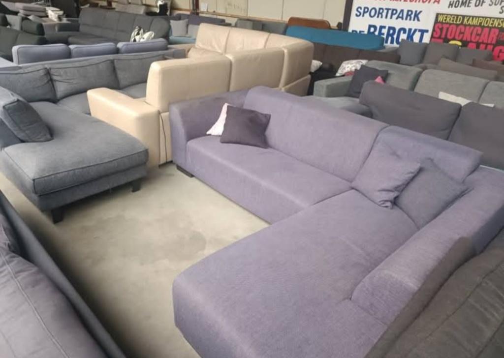Hoekbanken U banken slaapbanken zetels sofas salons, Ophalen, Gebruikt, Leer