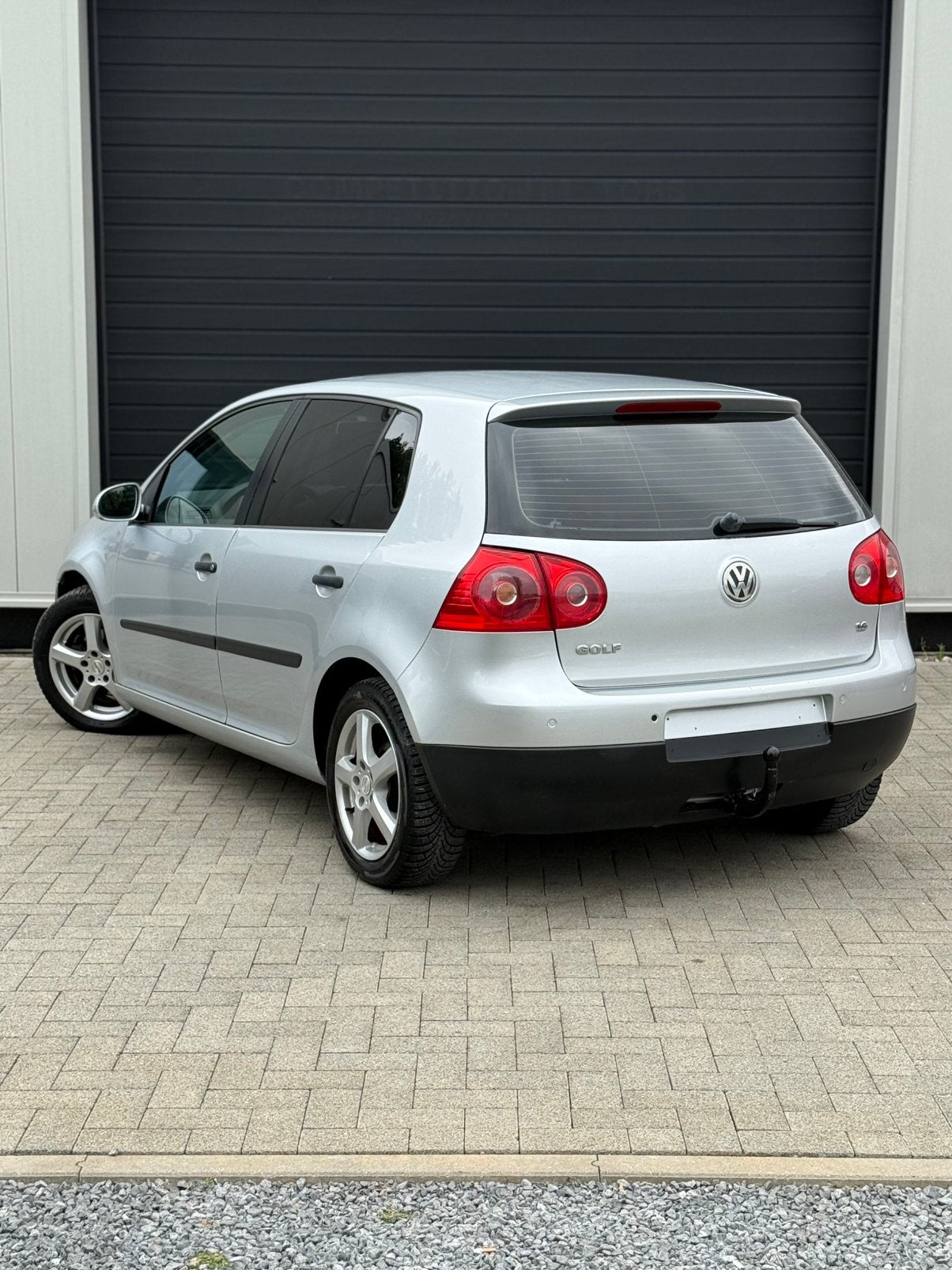 Volkswagen Golf 5 1.6 Benzine Automaat Carplay, Auto's, Automaat, Bedrijf, Berline, 5 deurs