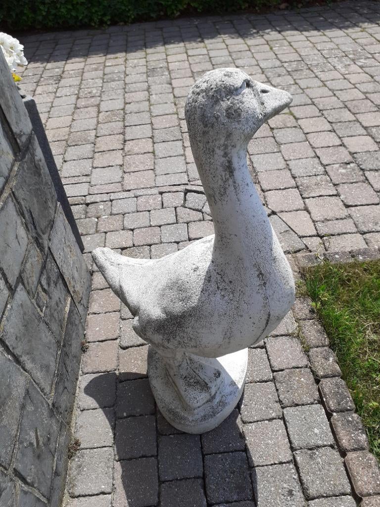 Stenen eend voor buiten, Tuin en Terras, Ophalen, Gebruikt, Beton, Dierenbeeld